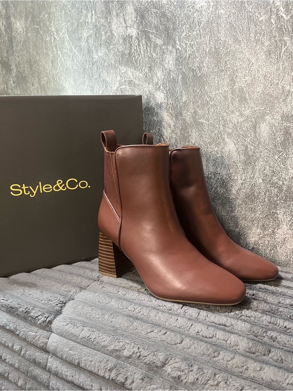 Style & Co Women's Brown Block Heel Ankle Boots